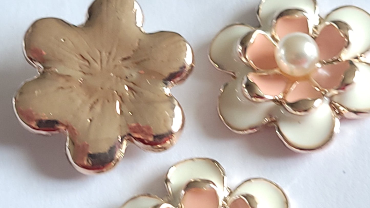 Enamel Flower Cabochon