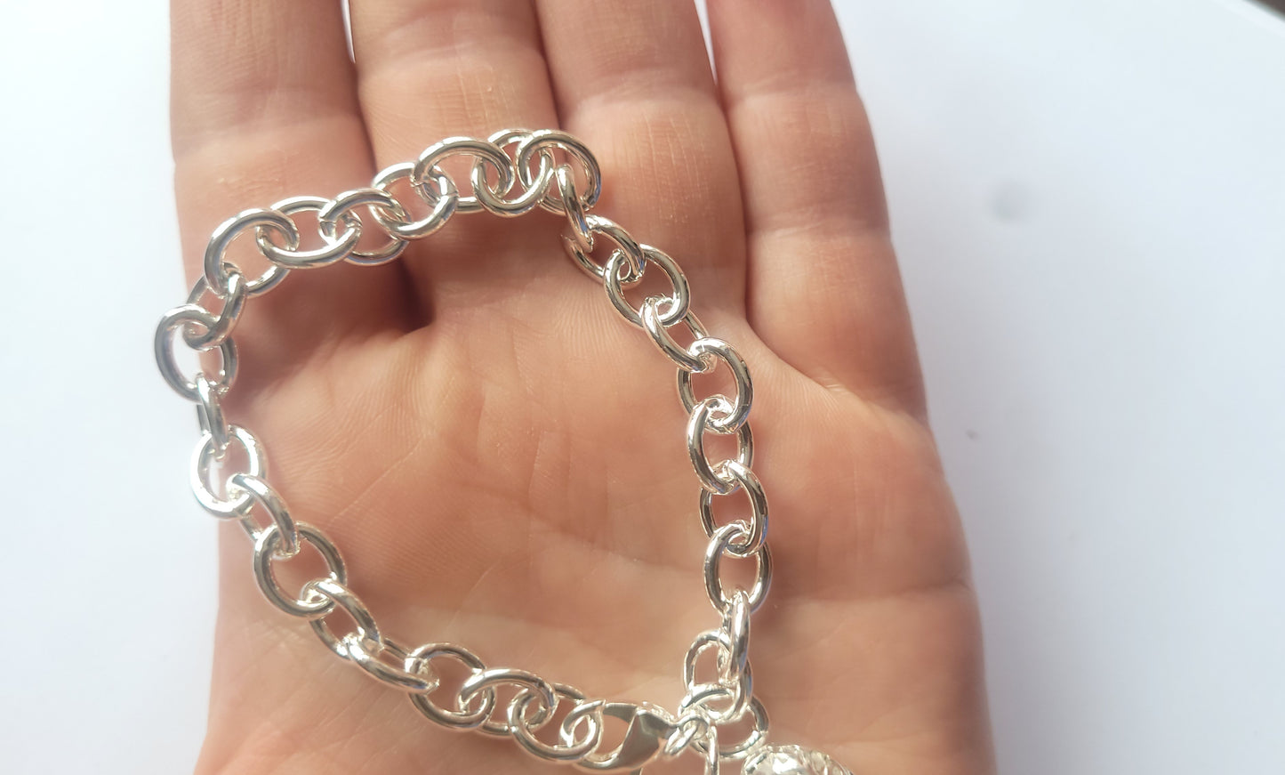 Silver bracelet with lobster clasp and large heart