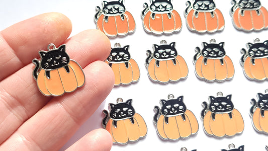 Pumpkin Cat Charm - enamel craft charm