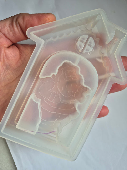 Santa mold for resin and clays