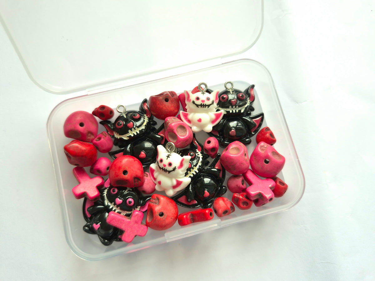 Pink & Black gizmo halloween bead and charm kit